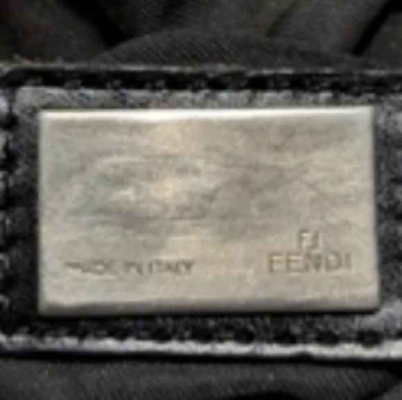 VTG Black Signature Oyster Bag by Fendi - Picture 3 of 7